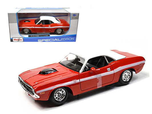 1970 Dodge Challenger R/T Coupe Red 1/24 Diecast Model Car by Maisto