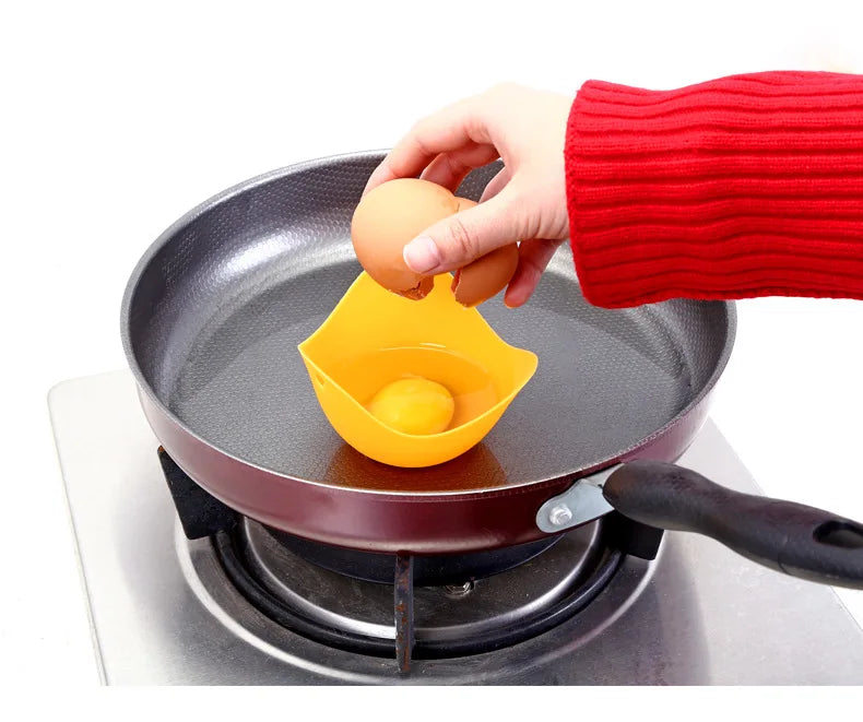 Egg Poachers Silicone Molds Cooker Tools Pancake Cookware Bakeware Steam Eggs Plate Tray Healthy Novel Kitchen Accessories