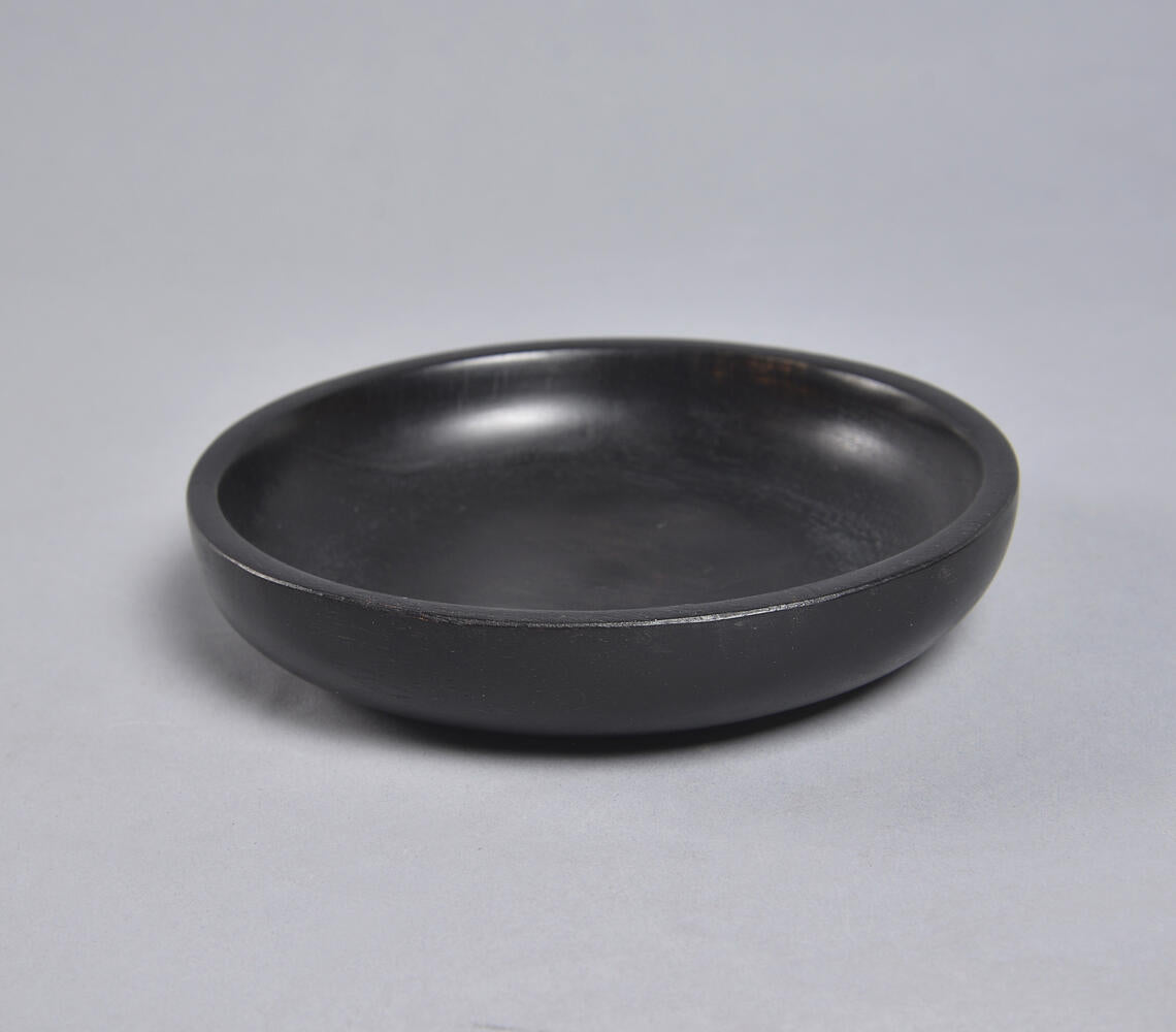 Handmade Mango Wood Black Fruit Bowl